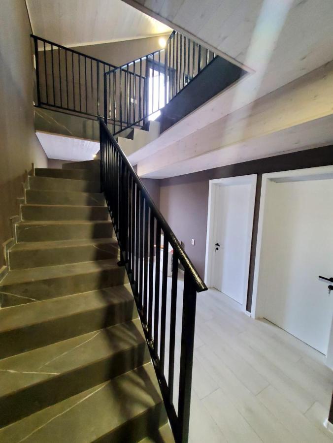 Urban Stay Rooms In Tbilisi Exterior photo